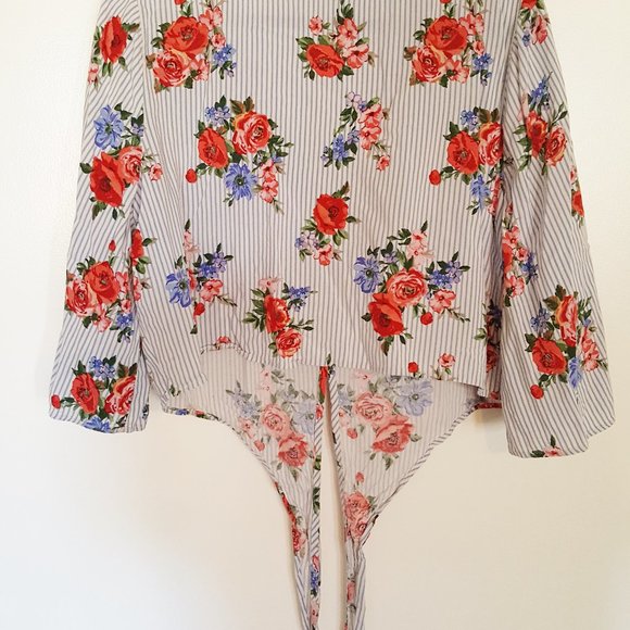 FOREVER 21 Women's Top 3X Floral Tie Bottom Stripe - Picture 3 of 3